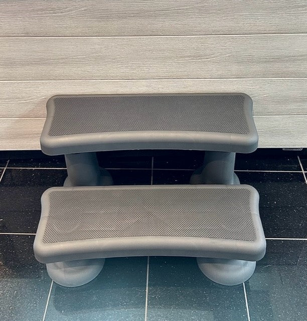 Grey 2 Tier Spa Steps – Non-Slip, Tool-Free Assembly, 165kg Capacity ...
